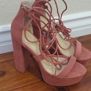 ❗SOLD❗Mauve pink lace up chunky heels